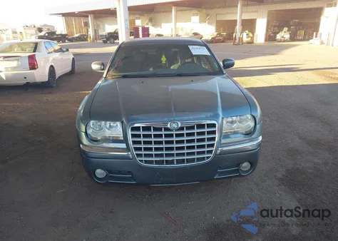 2006 Chrysler 300 Touring z USA, uszkodzony, nr VIN 2C3KA53G26H488162